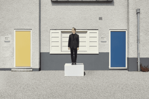 TOSSIJN – ORDINARY FASHION